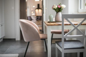 EL GUSTO HOMES Town Sopron